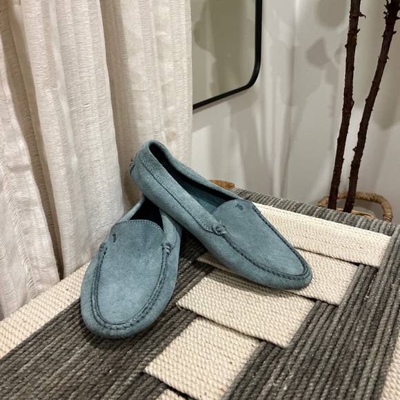 Tods Women’s Loafer Moccasins Driving Moc Teal Turquoise Suede 6.5 Designer - Picture 9 of 9